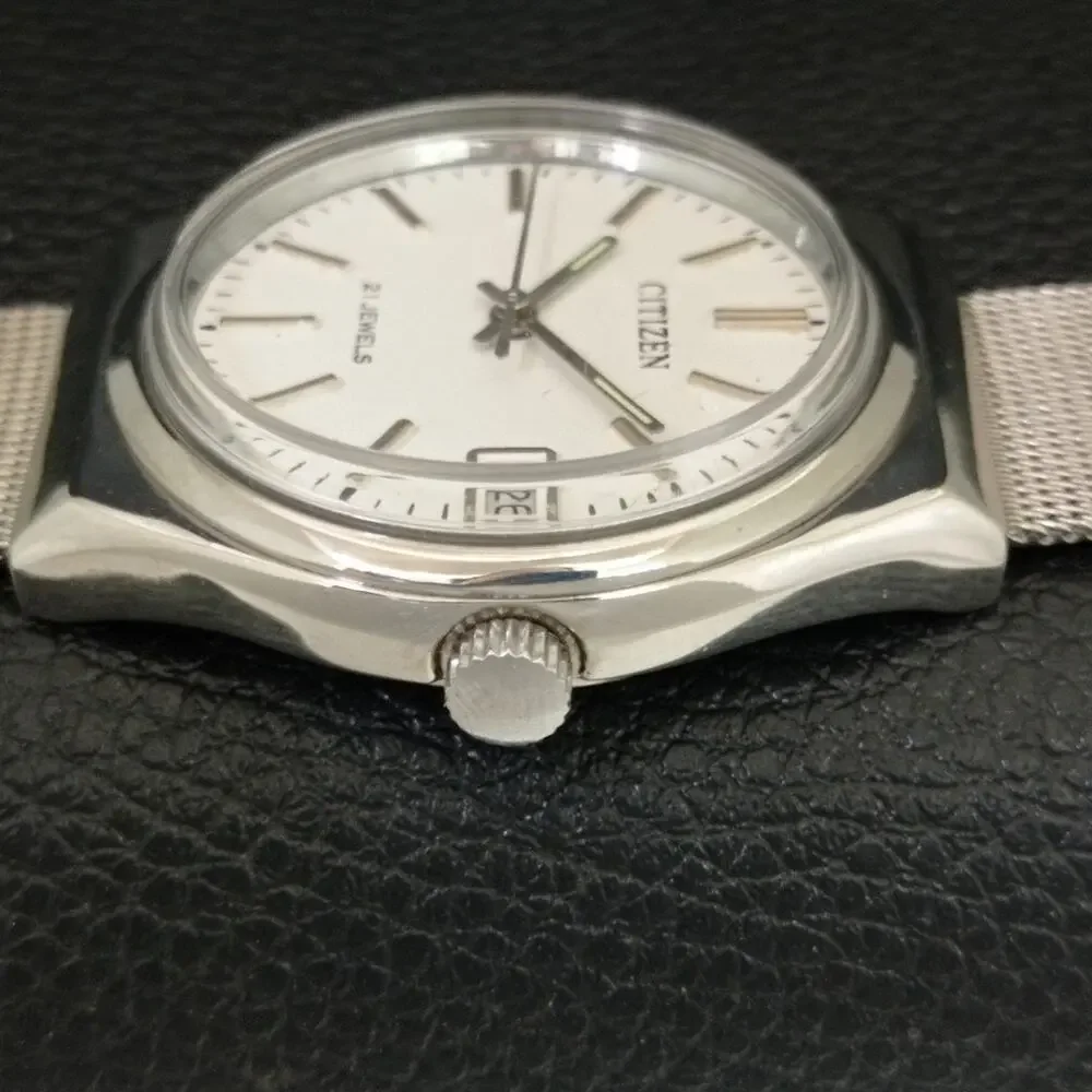 Vintage 1988 Citizen Manual Mens Silver Watch W/daydate & White accents